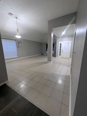 827 Coral Tree Place, Missouri City, TX 77459