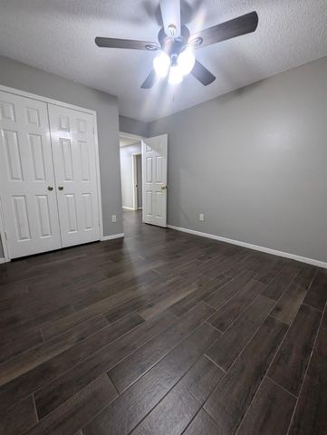 827 Coral Tree Place, Missouri City, TX 77459