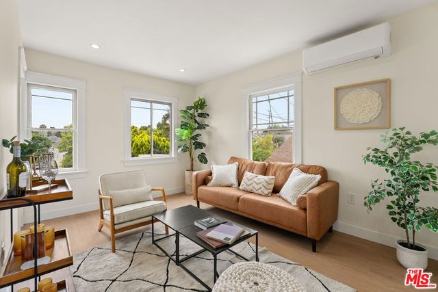 209 N Avenue 57, Los Angeles, CA 90042