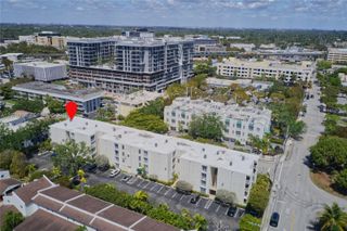 5838 SW 74th Ter 317, South Miami, FL 33143