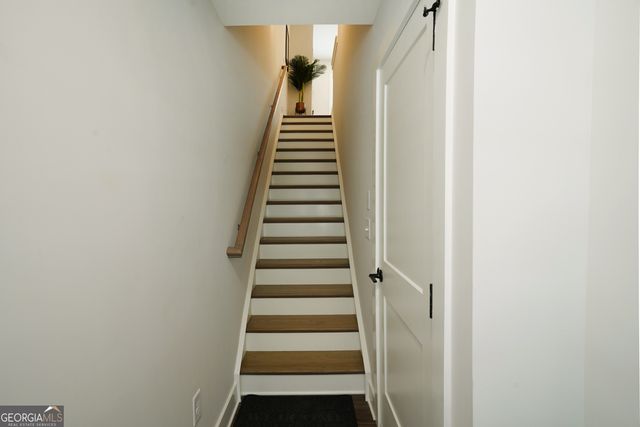 154 Chestnut Circle 80, Atlanta, GA 30342