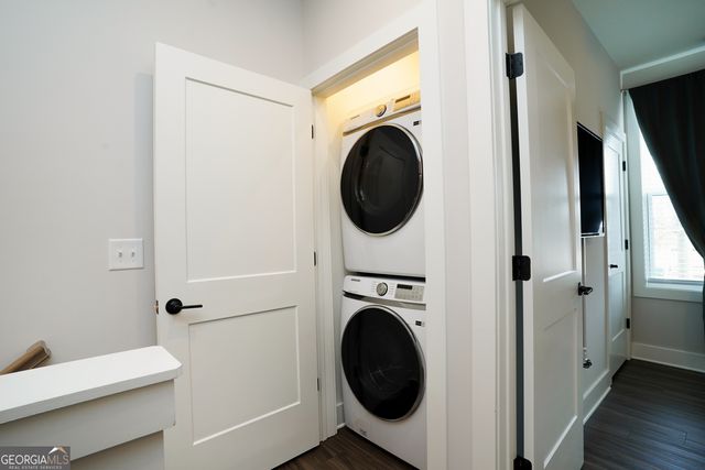 154 Chestnut Circle 80, Atlanta, GA 30342