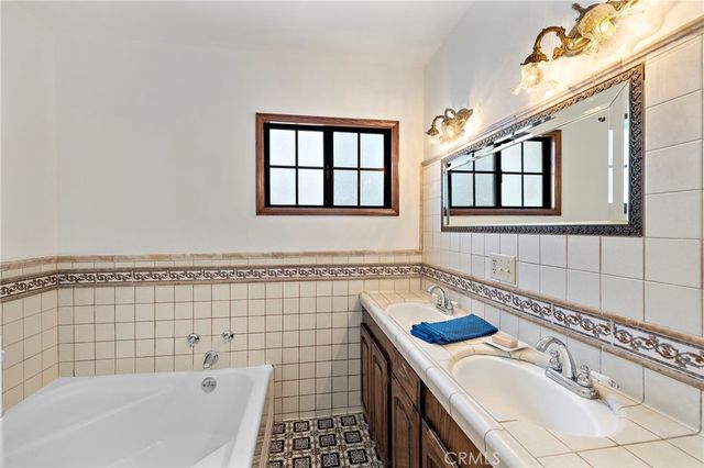 1801 Ripley Avenue, Redondo Beach, CA 90278