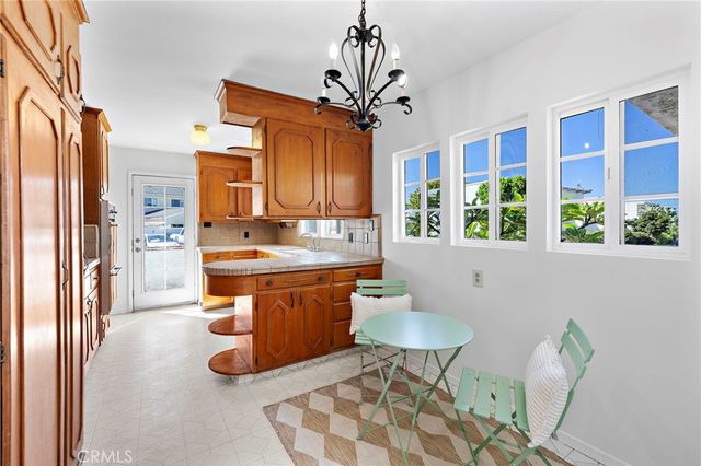 1801 Ripley Avenue, Redondo Beach, CA 90278