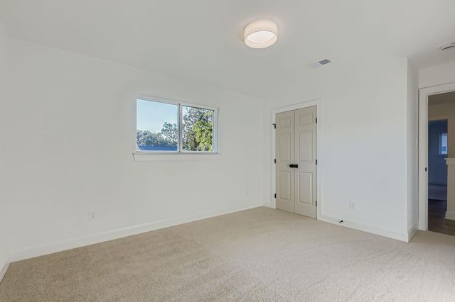 4812 Pelham DR, Austin, TX 78727