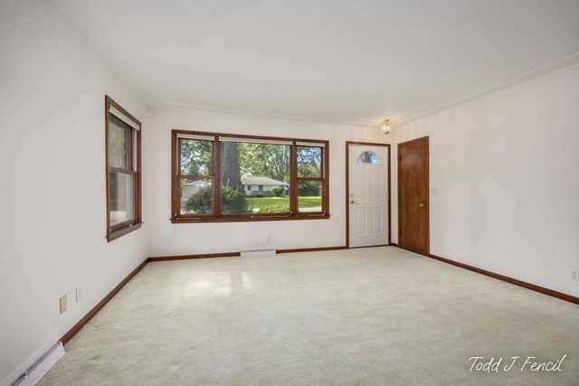 7494 Louise Avenue, Georgetown Twp, MI 49428