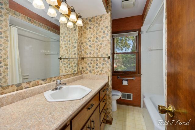 7494 Louise Avenue, Georgetown Twp, MI 49428