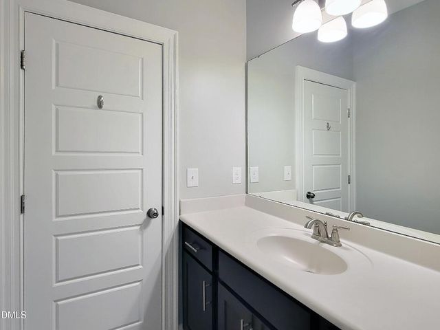 3320 Heathrowe Grove Court, Fuquay Varina, NC 27526