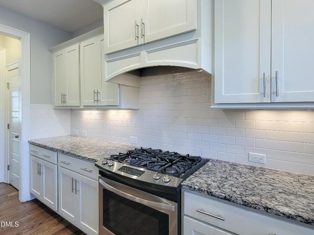 3320 Heathrowe Grove Court, Fuquay Varina, NC 27526