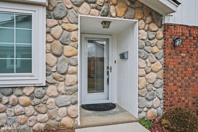 780 Country Club Drive, St Clair Shores, MI 48082