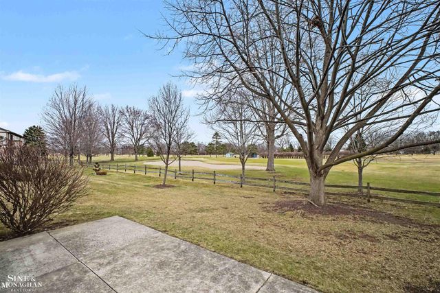 780 Country Club Drive, St Clair Shores, MI 48082