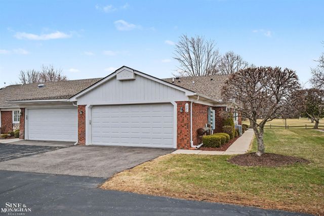 780 Country Club Drive, St Clair Shores, MI 48082