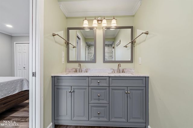 780 Country Club Drive, St Clair Shores, MI 48082