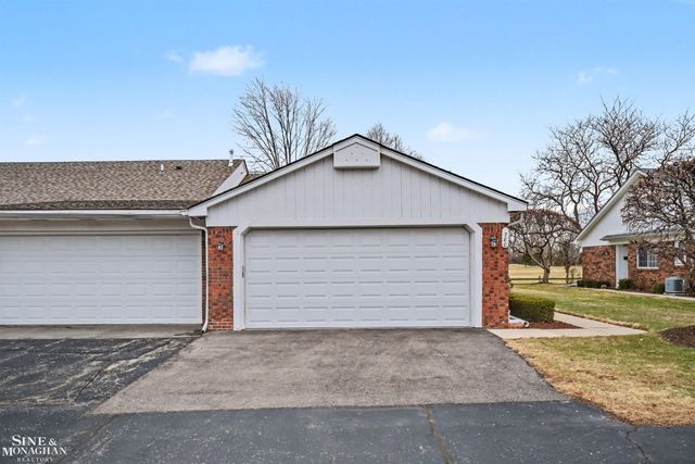 780 Country Club Drive, St Clair Shores, MI 48082