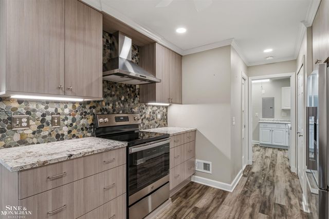 780 Country Club Drive, St Clair Shores, MI 48082