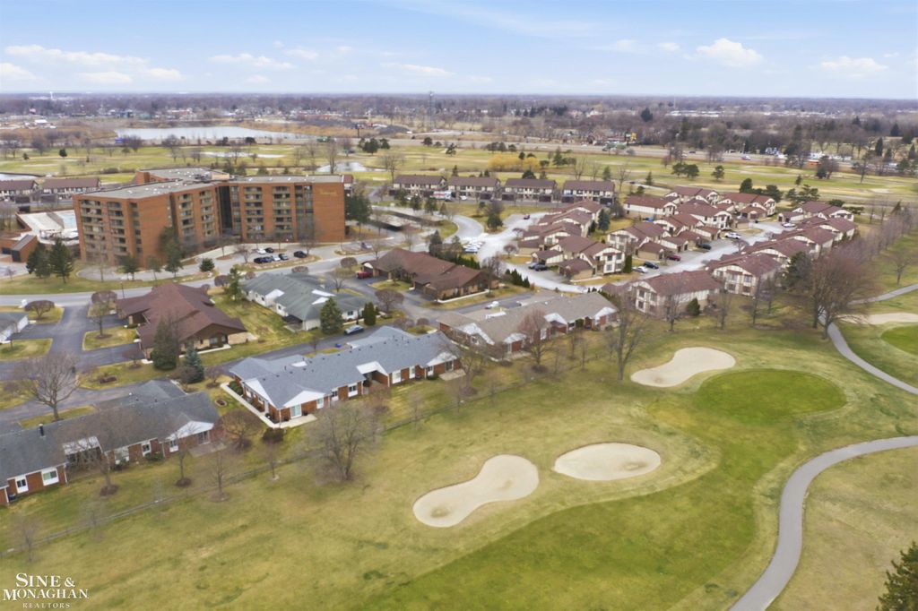 780 Country Club Drive, St Clair Shores, MI 48082