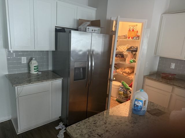 402 Jet Stream Dr, La Vergne, TN 37086