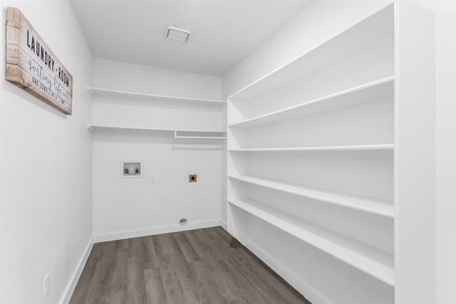 522 Alameda Avenue, Duncanville, TX 75137