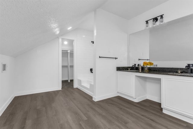 522 Alameda Avenue, Duncanville, TX 75137