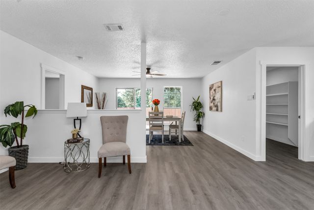 522 Alameda Avenue, Duncanville, TX 75137