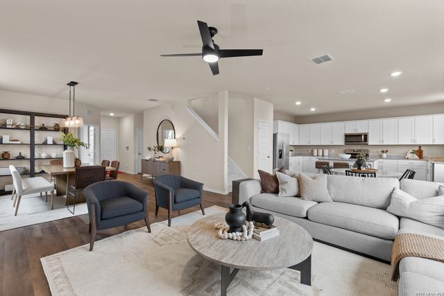 817 RUSTIC GRV, Boerne, TX 78006