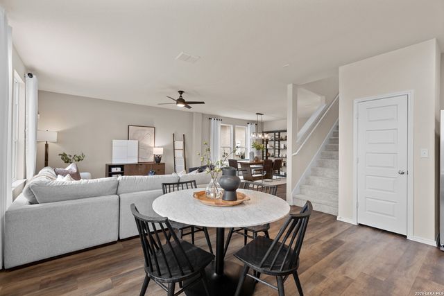 817 RUSTIC GRV, Boerne, TX 78006