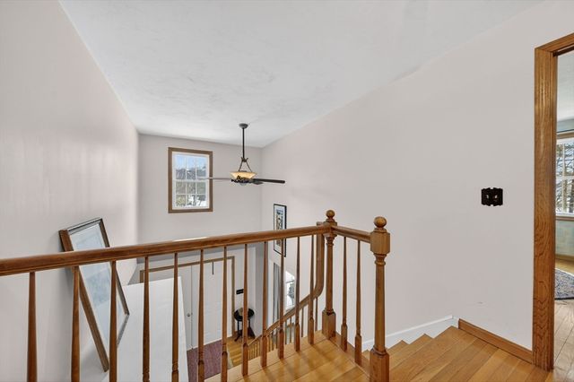 170 Lake Ridge Dr, Taunton, MA 02780