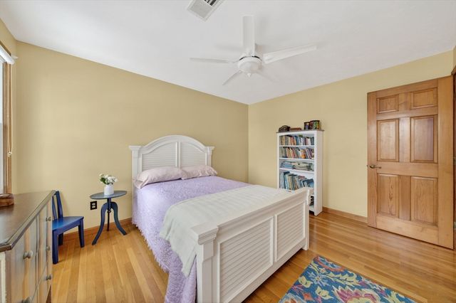 170 Lake Ridge Dr, Taunton, MA 02780