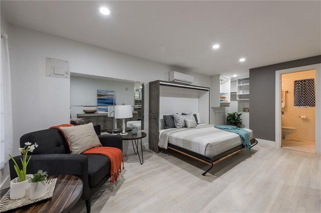 1212 Castle Hill ST 7, Austin, TX 78703