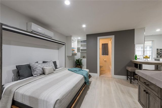 1212 Castle Hill ST 7, Austin, TX 78703