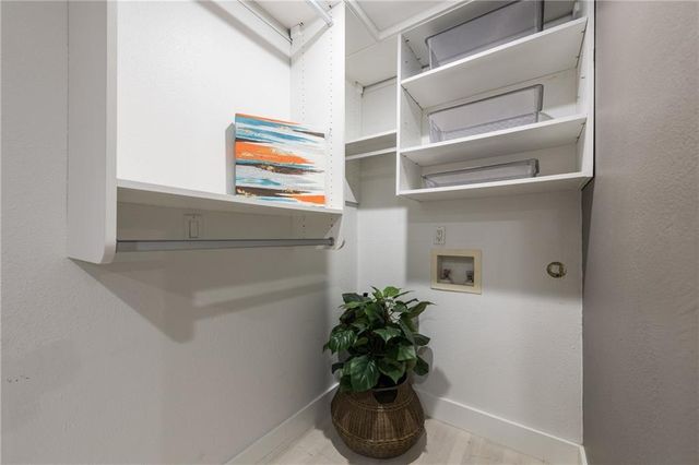 1212 Castle Hill ST 7, Austin, TX 78703