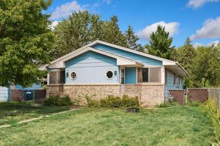 7004 74 1/2 Avenue N, Brooklyn Park, MN 55428