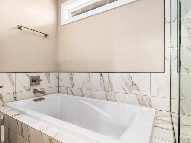 379 S Siesta Dr, Pueblo West, CO 81007