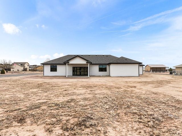 379 S Siesta Dr, Pueblo West, CO 81007