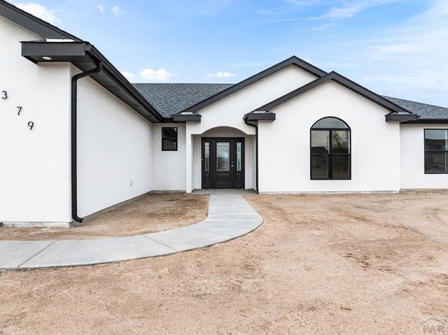379 S Siesta Dr, Pueblo West, CO 81007