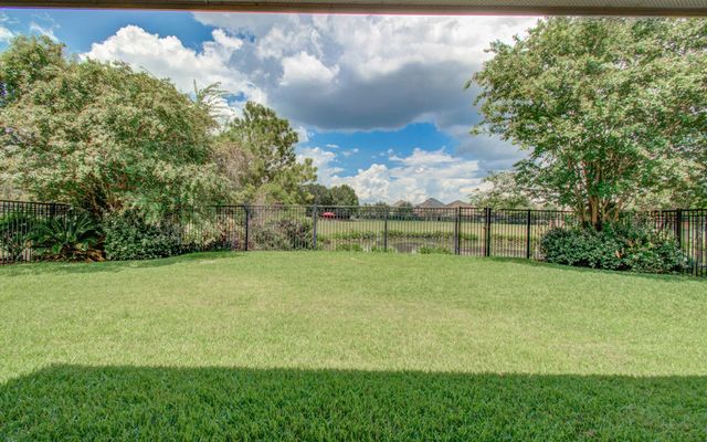 17622 Quiet Shores Drive, Richmond, TX 77407