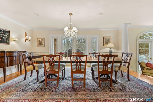 41 Lake Wind Road, New Canaan, CT 06840