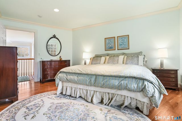 41 Lake Wind Road, New Canaan, CT 06840