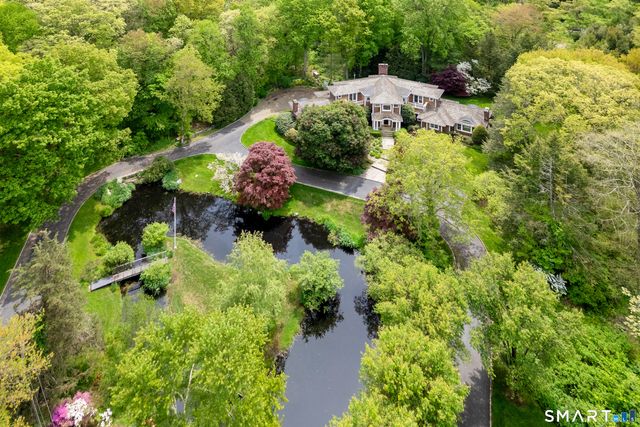 41 Lake Wind Road, New Canaan, CT 06840