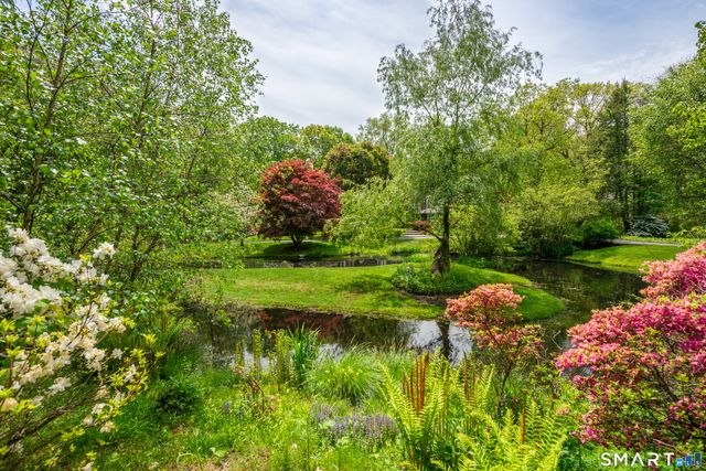 41 Lake Wind Road, New Canaan, CT 06840