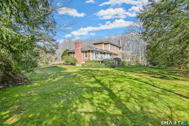 41 Lake Wind Road, New Canaan, CT 06840