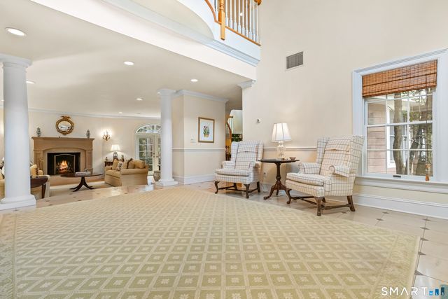 41 Lake Wind Road, New Canaan, CT 06840