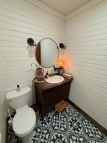 772 W 900 S, Hebron, IN 46341