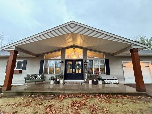 772 W 900 S, Hebron, IN 46341