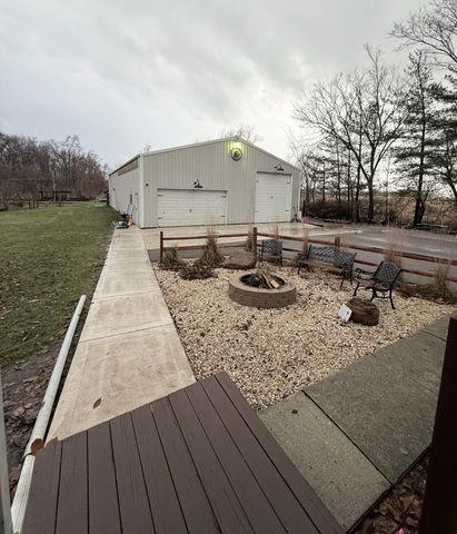 772 W 900 S, Hebron, IN 46341