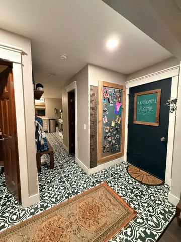 772 W 900 S, Hebron, IN 46341