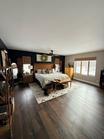 772 W 900 S, Hebron, IN 46341