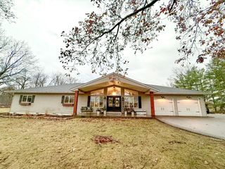 772 W 900 S, Hebron, IN 46341