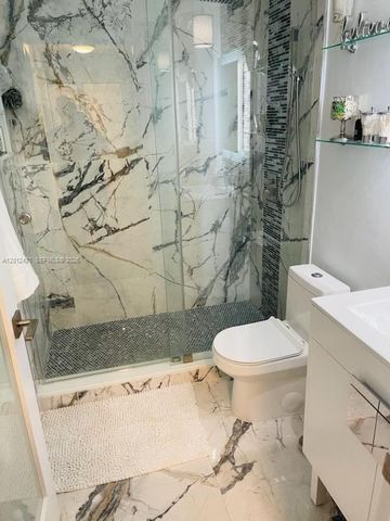 16225 SW 99th Ter, Miami, FL 33196