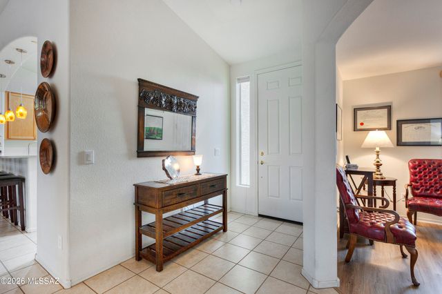 1190 N Laurel Glen Drive, Green Valley, AZ 85614